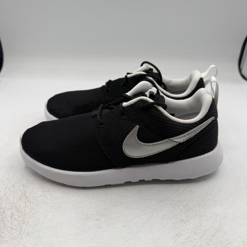 Nike Roshe One PS Shoes YOUTH Kids Sz 1 Y Black/Metallic Silver 749427-021 - Picture 6 of 11